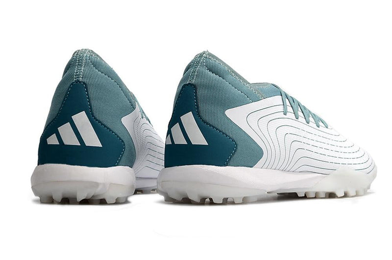 Chuteira Predator Accuracy 3+ Society