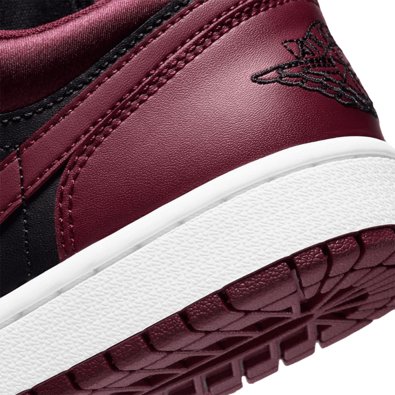 Jordan 1 Low Dark Beetroot