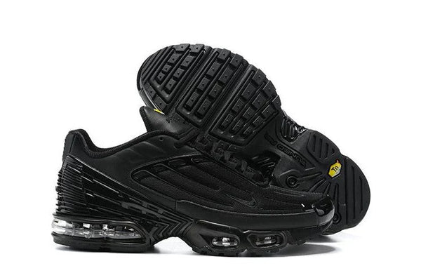 TÊNIS AIR MAX PLUS TN3 TRIPLE BLACK