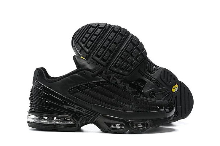 TÊNIS AIR MAX PLUS TN3 TRIPLE BLACK