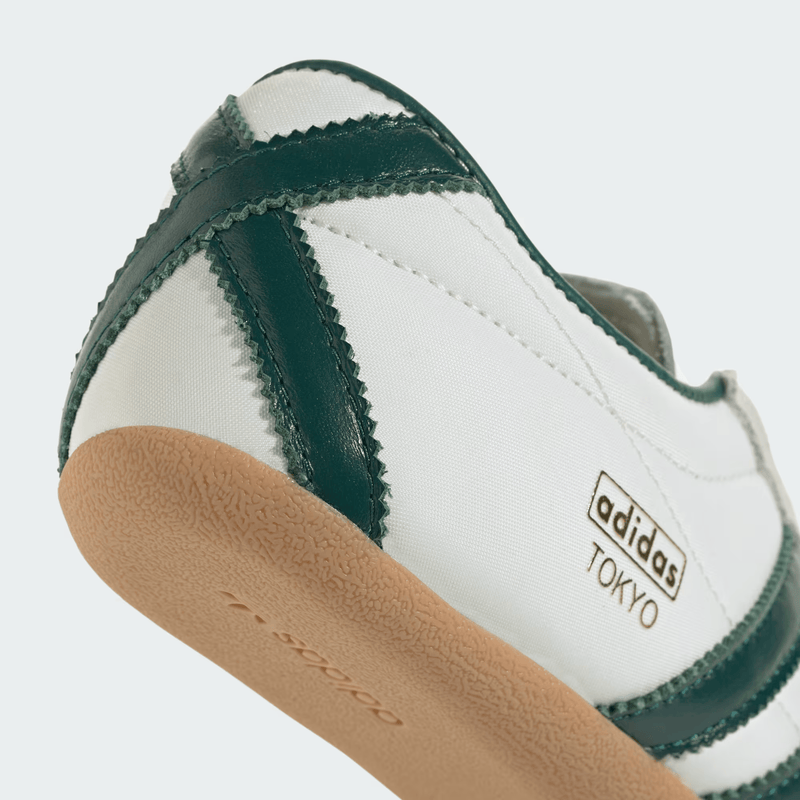 TOKYO BRANCO COM VERDE