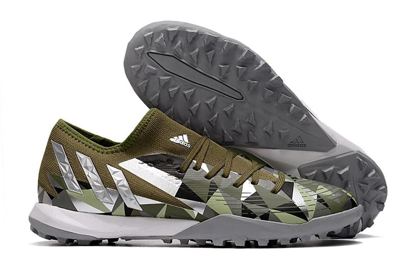 Chuteira Predator Edge 3 low Society