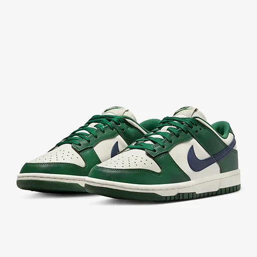 Dunk Low Gorge Green Midnight Navy