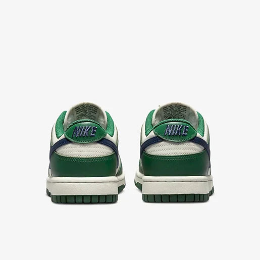 Dunk Low Gorge Green Midnight Navy
