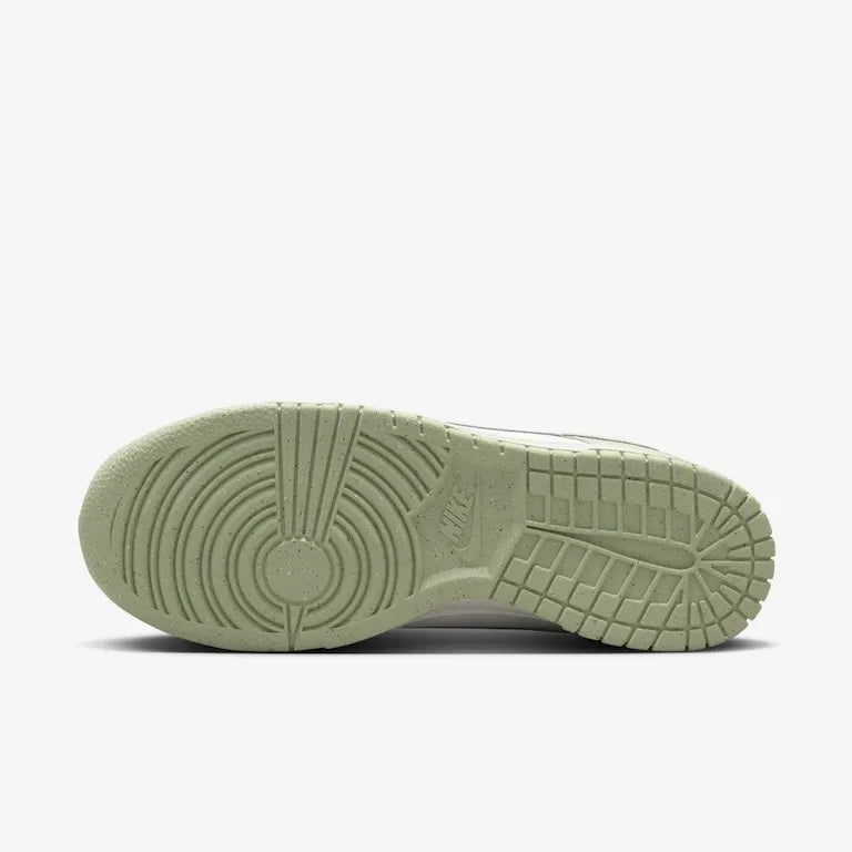 Dunk Low Olive Aura