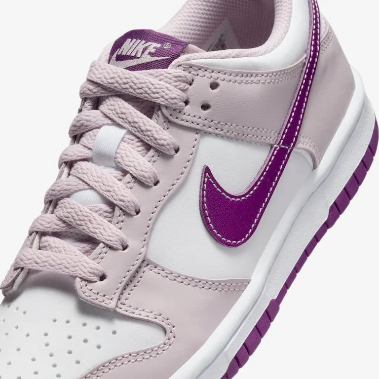 Dunk Low Platinum Violet
