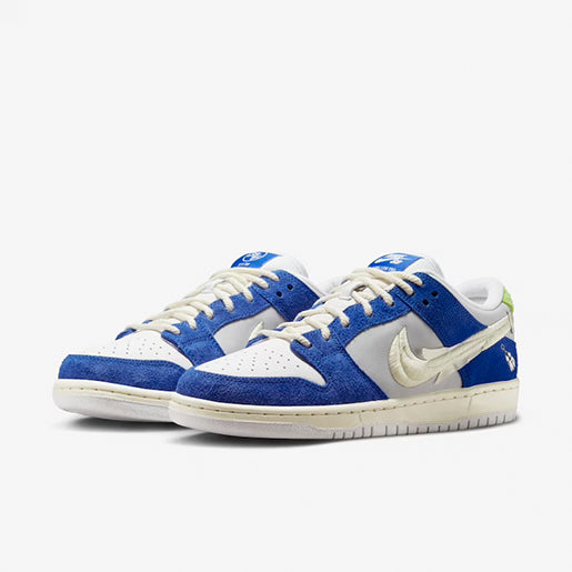 SB Dunk Low Fly Streetwear