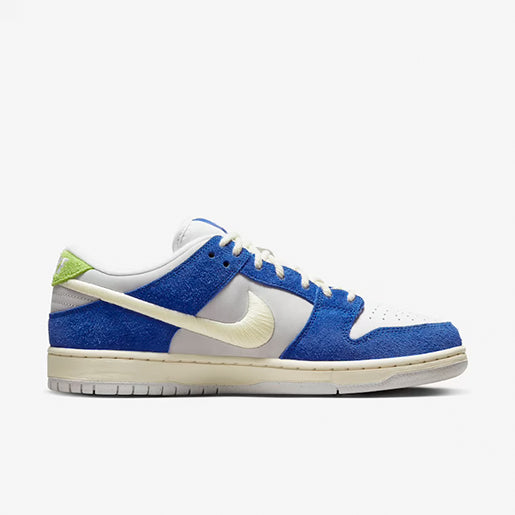 SB Dunk Low Fly Streetwear