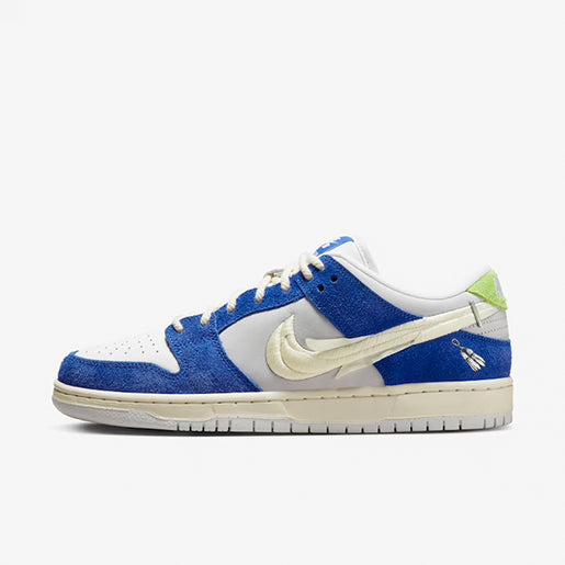 SB Dunk Low Fly Streetwear