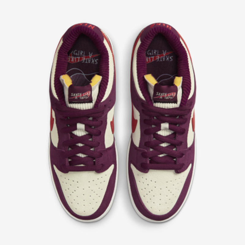 SB Dunk Low Skate Like a Girl