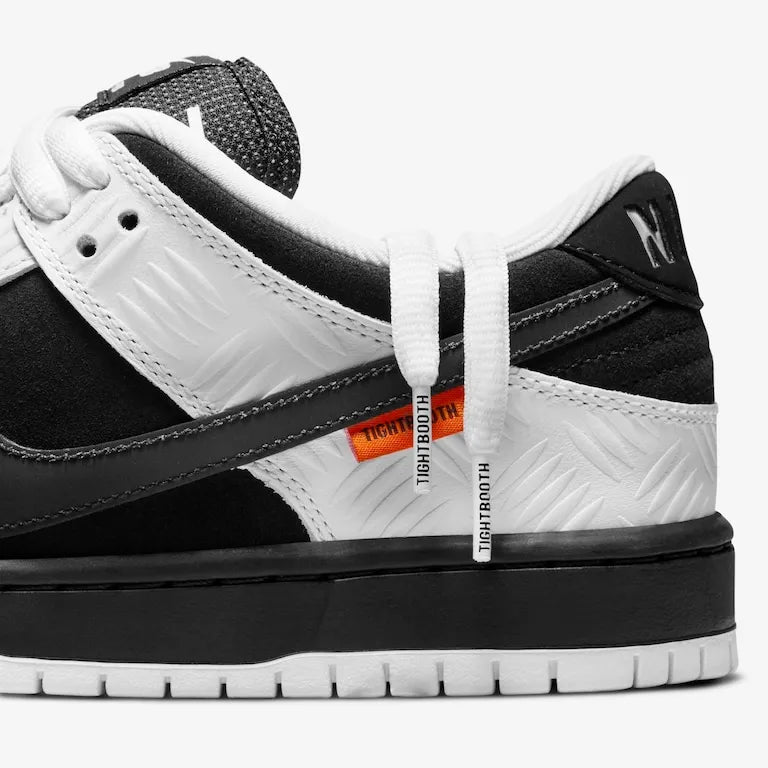 TIGHTBOOTH x SB Dunk Low Black White