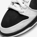 TIGHTBOOTH x SB Dunk Low Black White